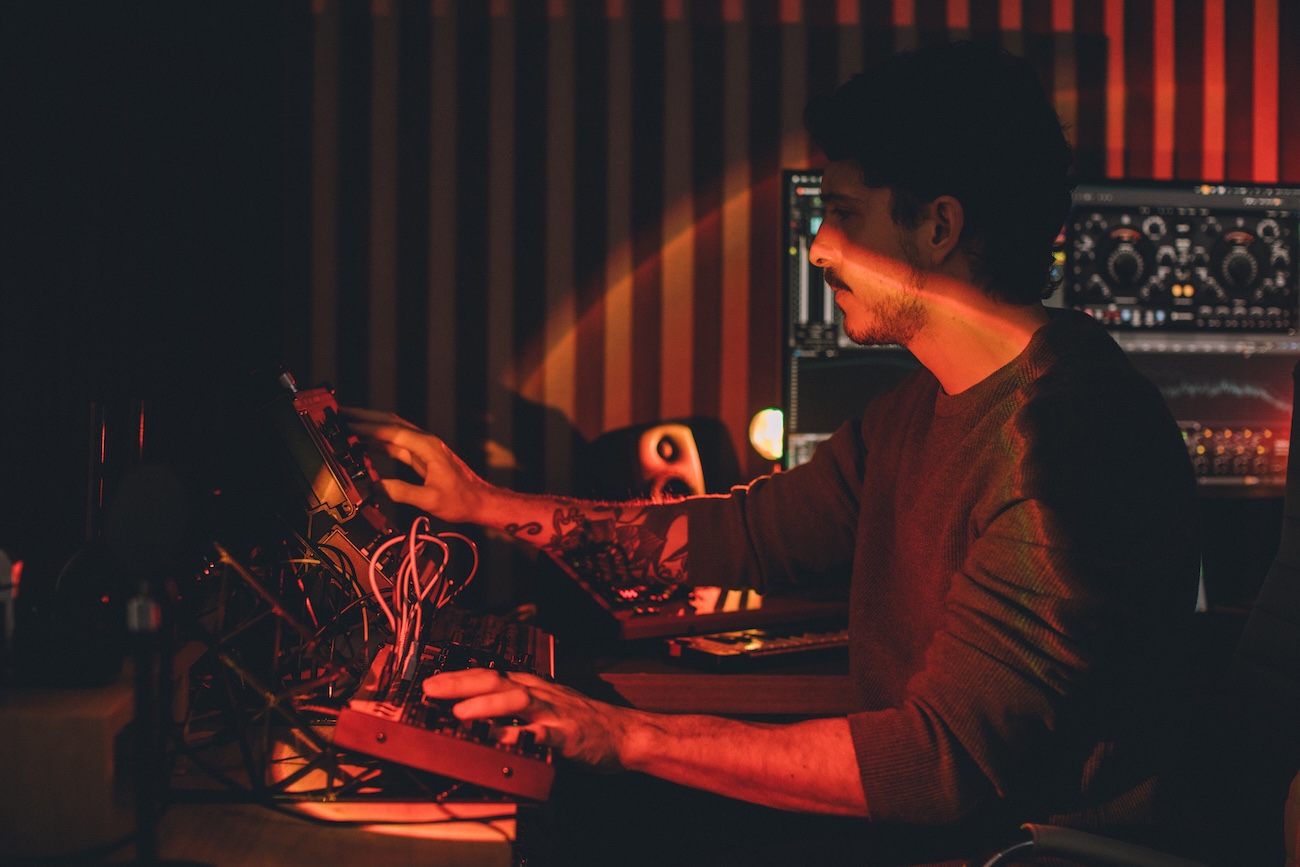 Buraye live performance